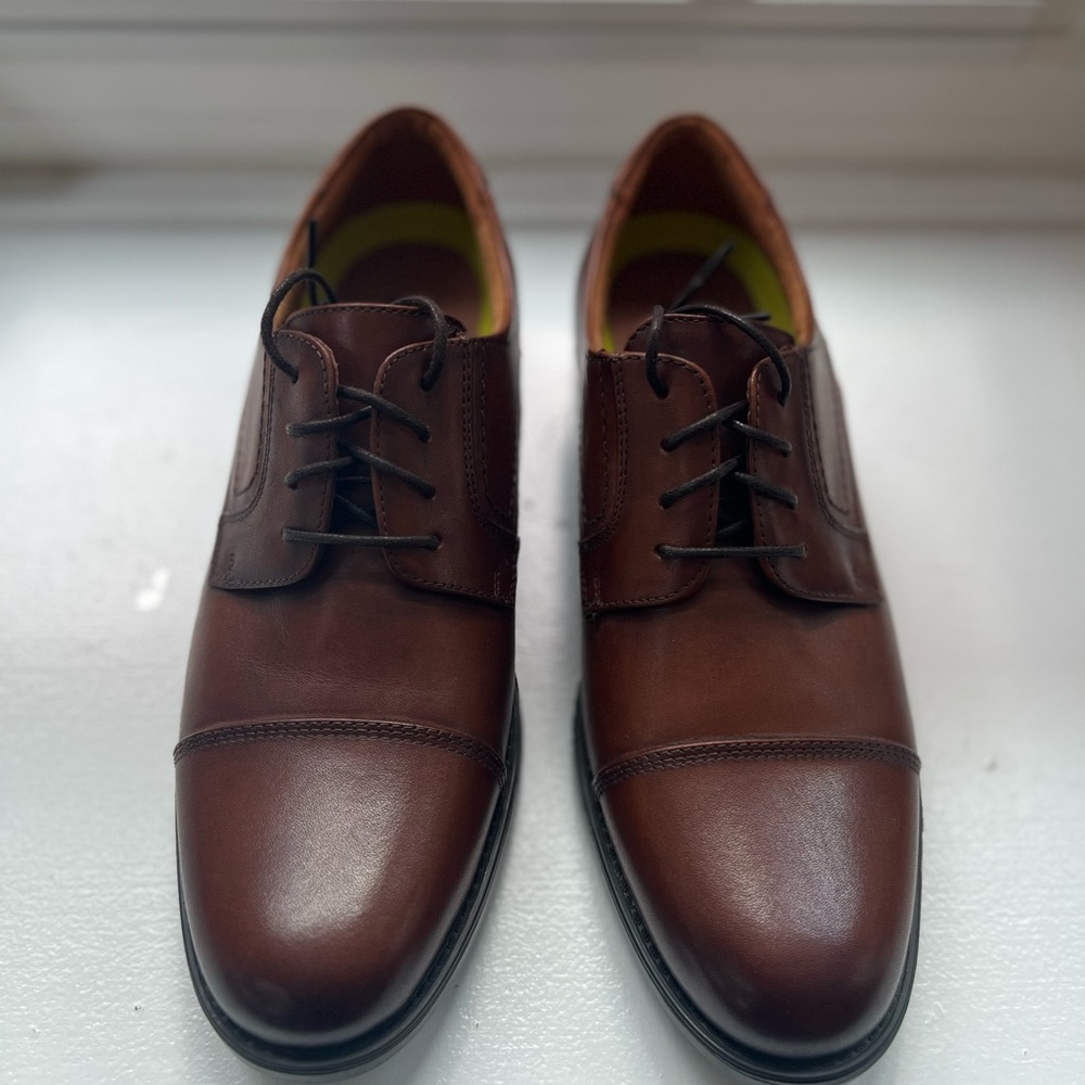 Classic Florsheim Brown Leather Men's Dress Shoes